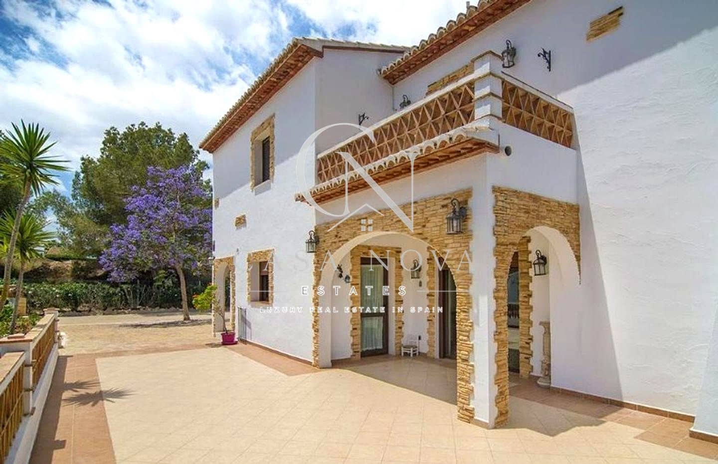 4 bedroom Villa for sale in Teulada - € 890,000 (Ref: 10040298)