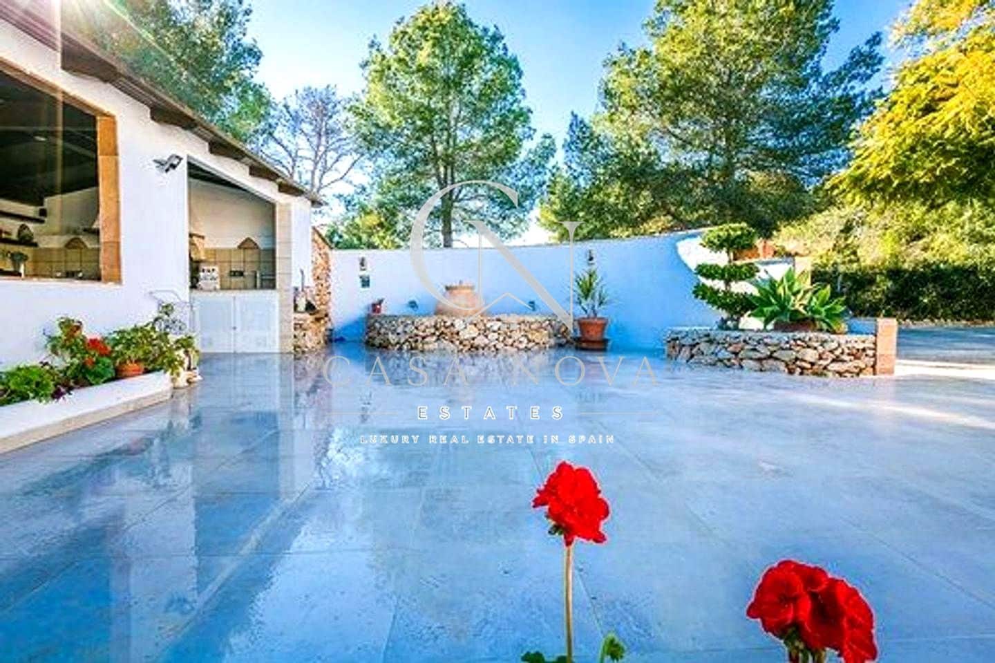 4 bedroom Villa for sale in Teulada - € 890,000 (Ref: 10040298)