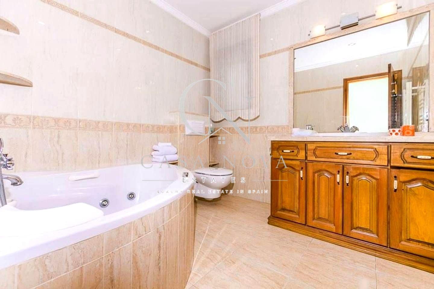 4 bedroom Villa for sale in Teulada - € 890,000 (Ref: 10040298)