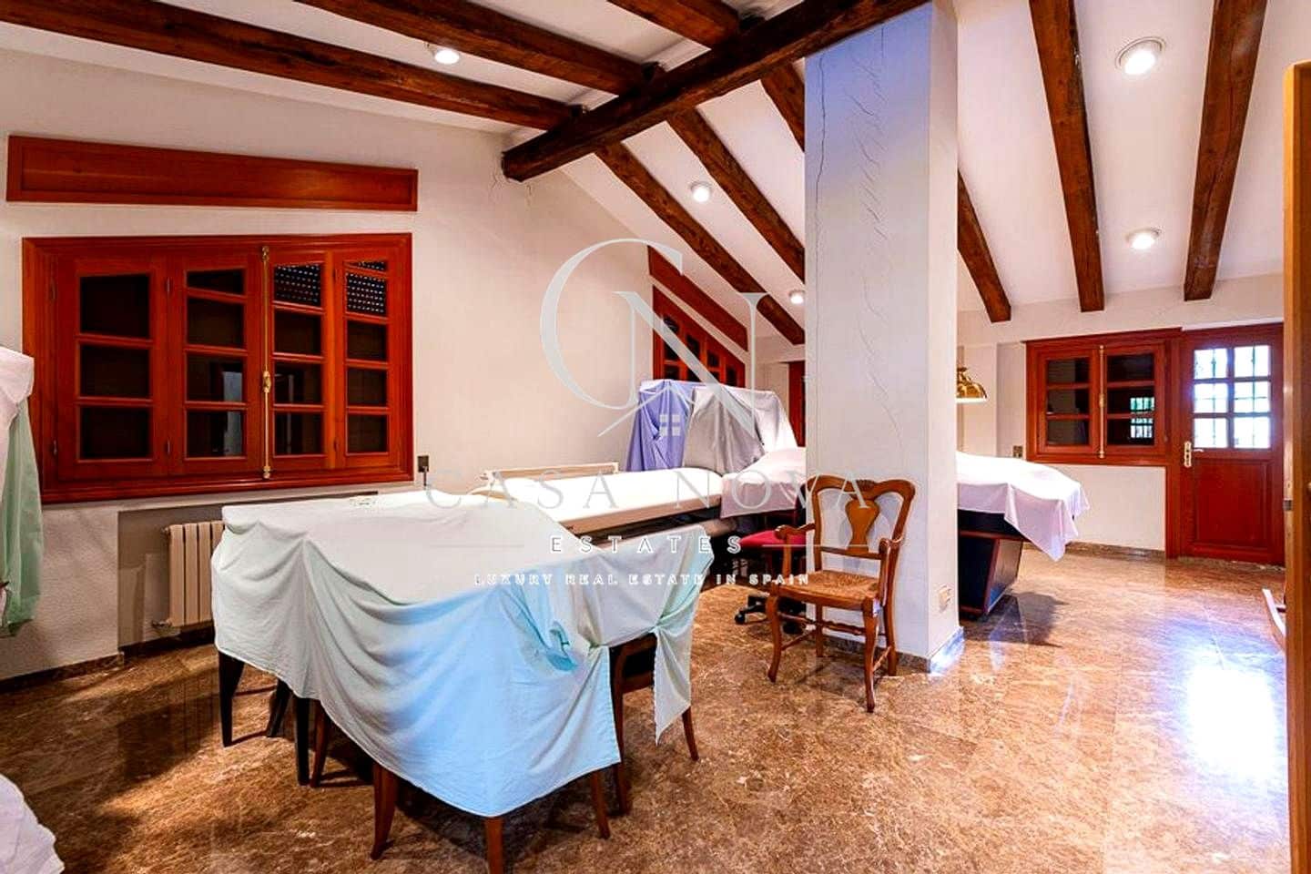 8 slaapkamer Villa te koop in L'Eliana - € 2.175.000 (Ref: 10040299)