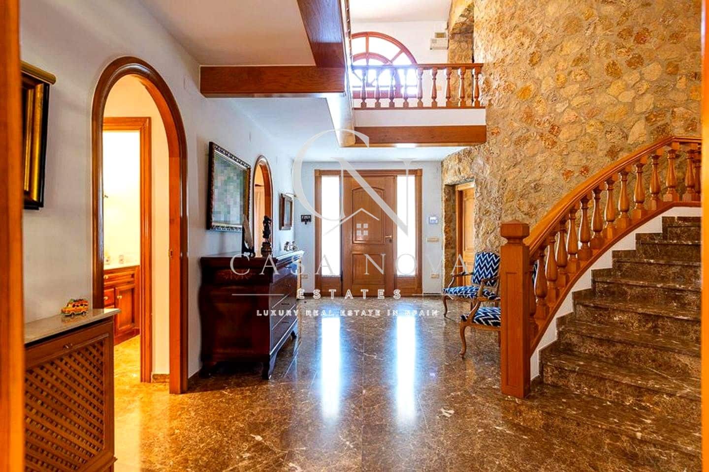 8 slaapkamer Villa te koop in L'Eliana - € 2.175.000 (Ref: 10040299)