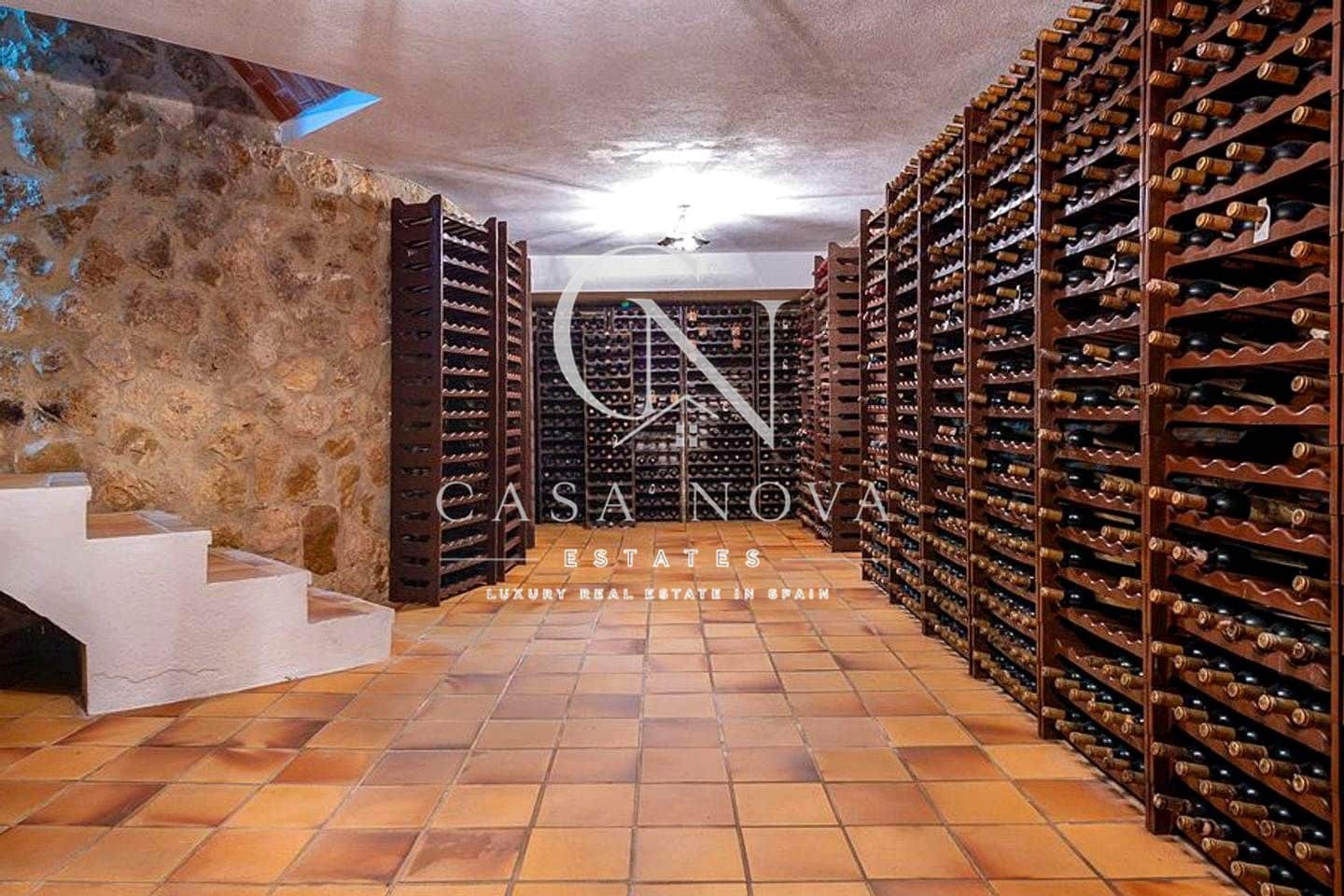 8 slaapkamer Villa te koop in L'Eliana - € 2.175.000 (Ref: 10040299)