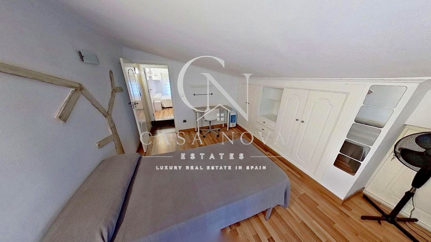 10 slaapkamer Villa te koop in Denia - € 899.000 (Ref: 10040300)