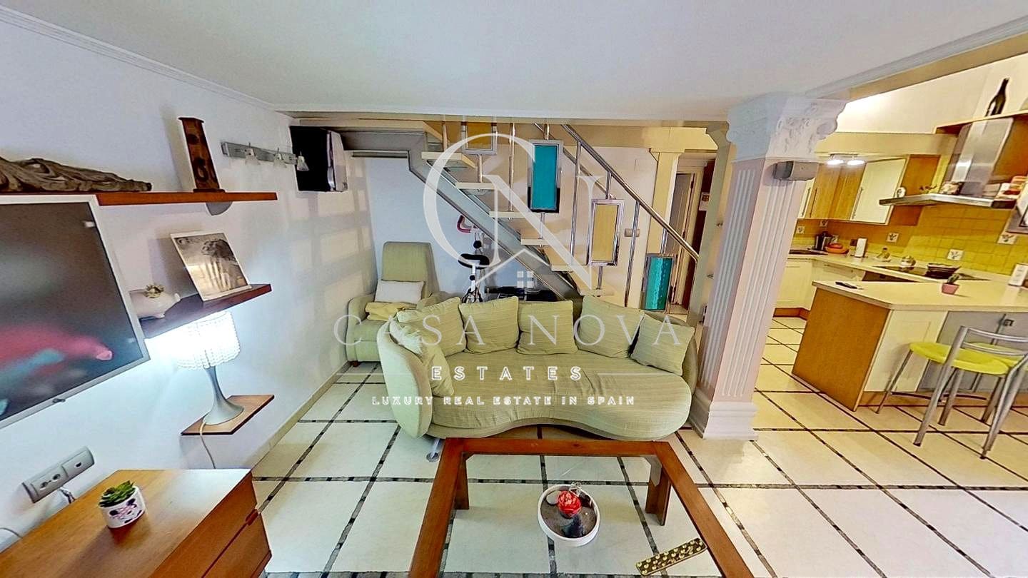 10 slaapkamer Villa te koop in Denia - € 899.000 (Ref: 10040300)