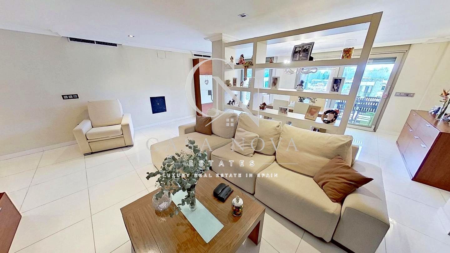 10 slaapkamer Villa te koop in Denia - € 899.000 (Ref: 10040300)