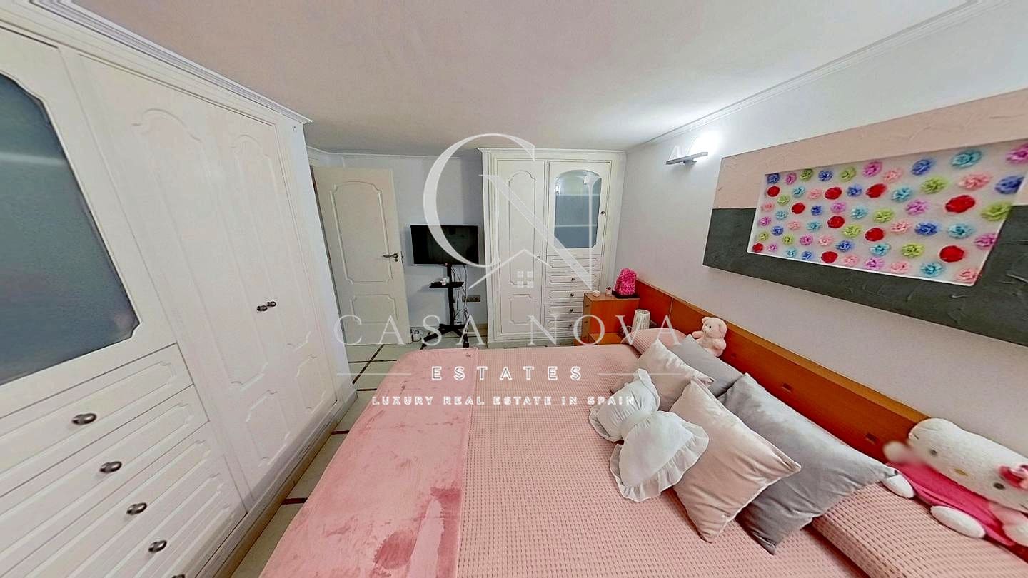 10 slaapkamer Villa te koop in Denia - € 899.000 (Ref: 10040300)