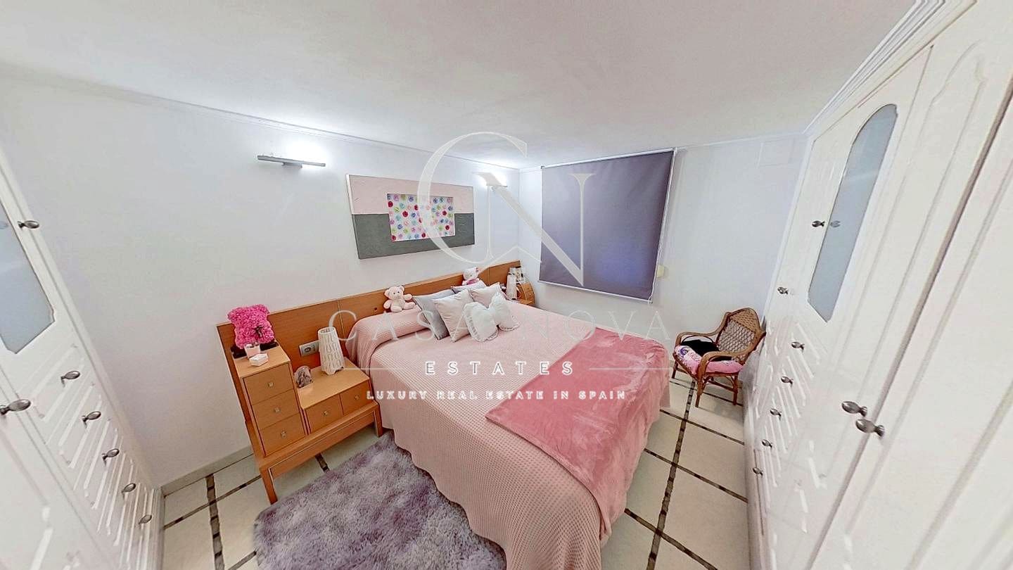 10 slaapkamer Villa te koop in Denia - € 899.000 (Ref: 10040300)