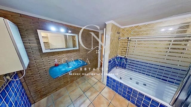 10 quarto Moradia para venda em El Montgó, Dénia - 899 000 € (Ref: 10040300)