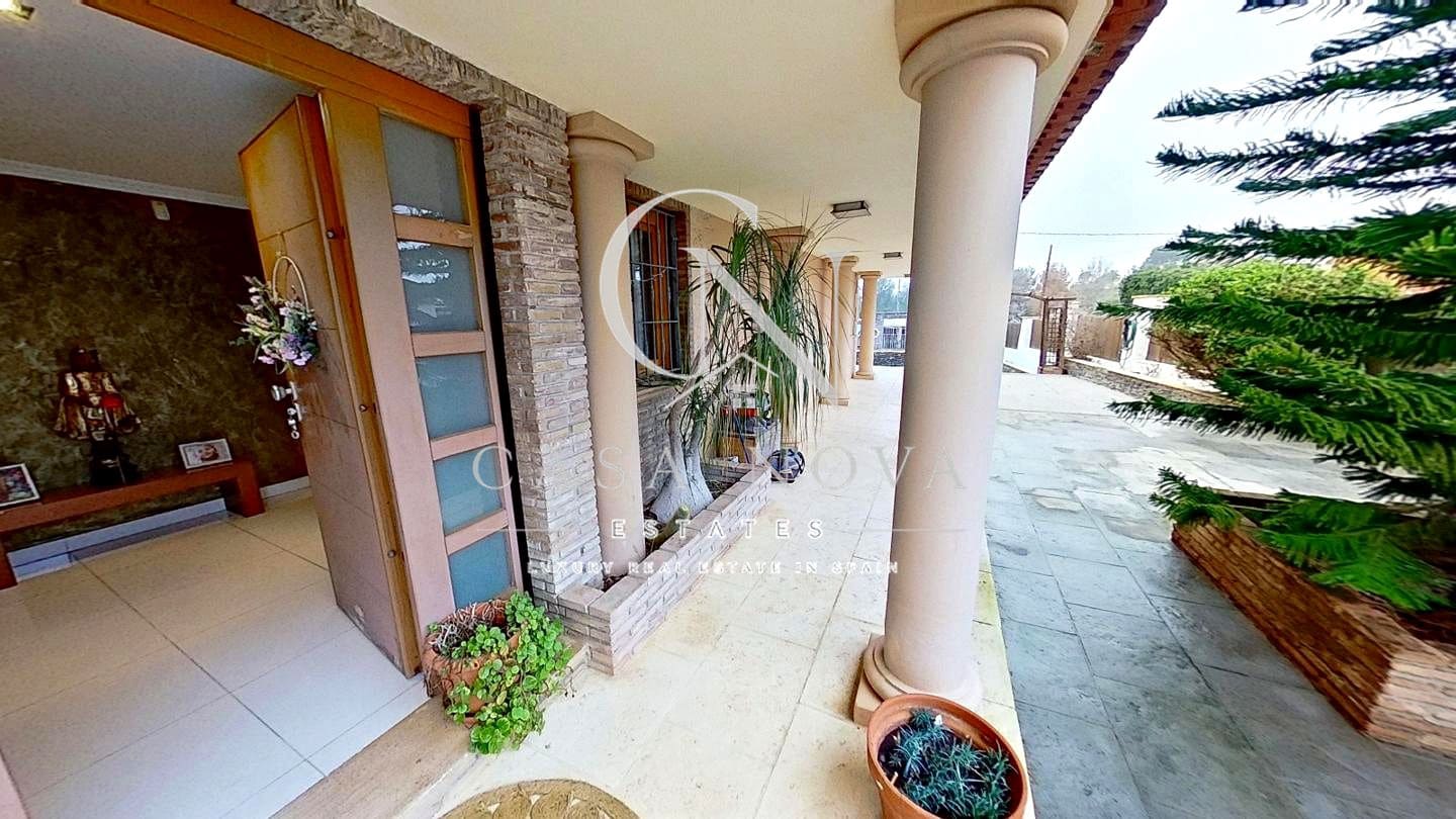 10 slaapkamer Villa te koop in Denia - € 899.000 (Ref: 10040300)