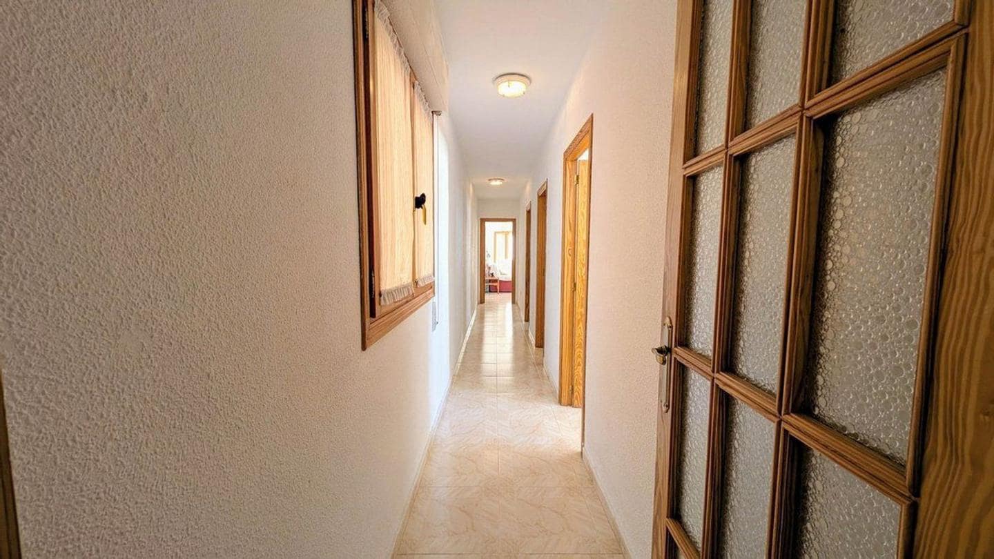 3 bedroom Flat for sale in Calpe / Calp - € 330,000 (Ref: 10041776)