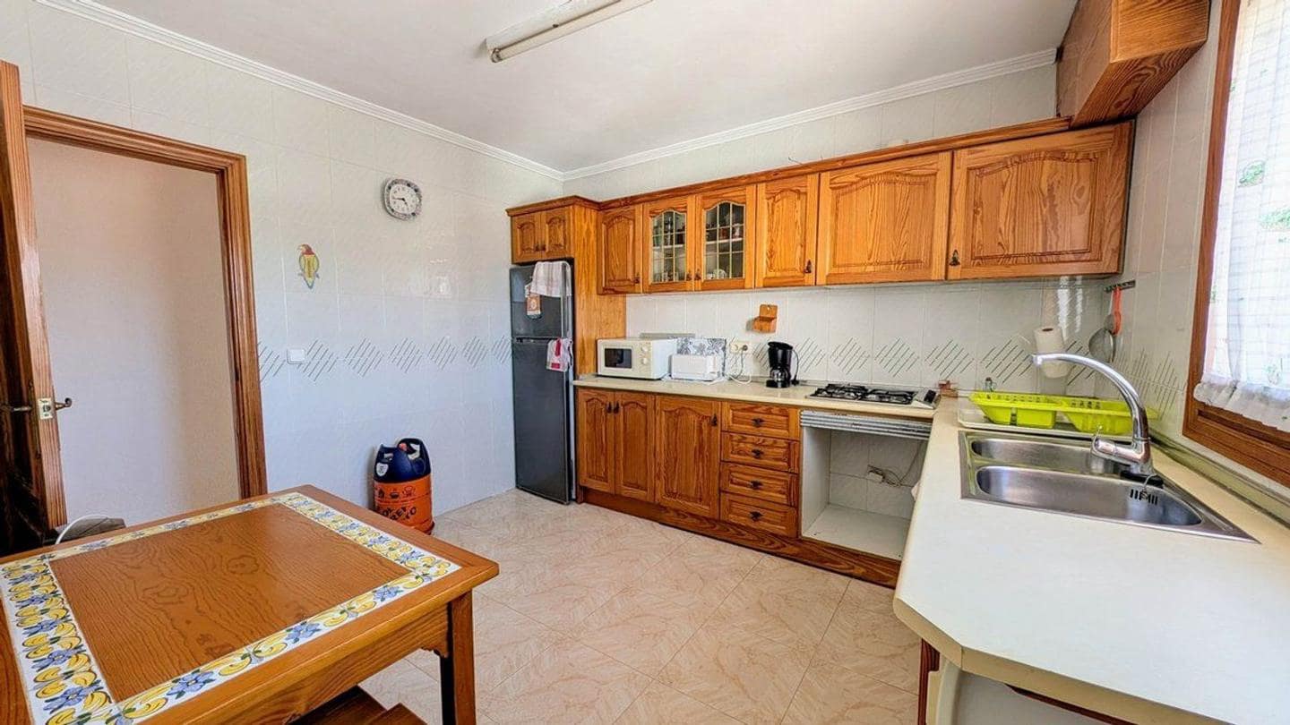 3 bedroom Flat for sale in Calpe / Calp - € 330,000 (Ref: 10041776)