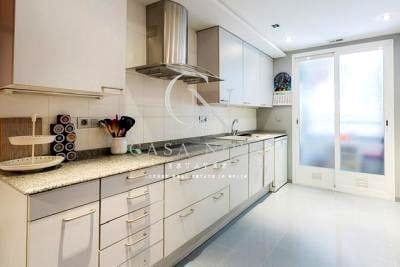 Appartement de 4 chambres à louer à Valence ville avec piscine garage - 3 650 € (Ref: 10048917)