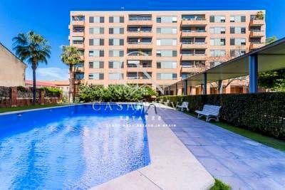 4 Zimmer Wohnung zu vermieten in Mestalla, València Stadt mit Pool Garage - 3.650 € (Ref: 10048917)