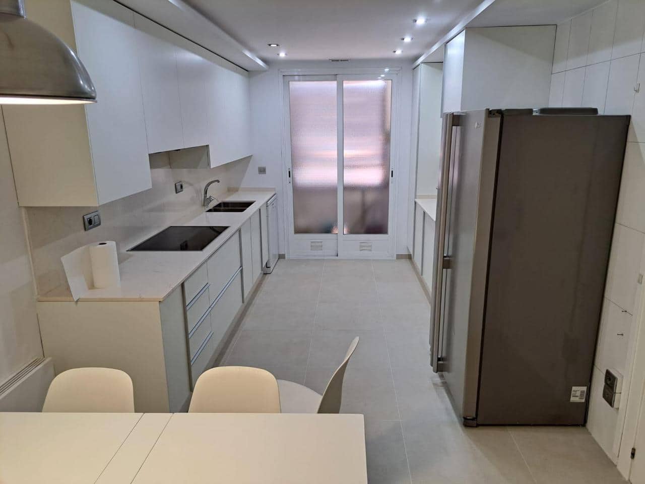 4 bedroom Flat for rent in Valencia city with pool garage - € 3,750 (Ref: 10048917)