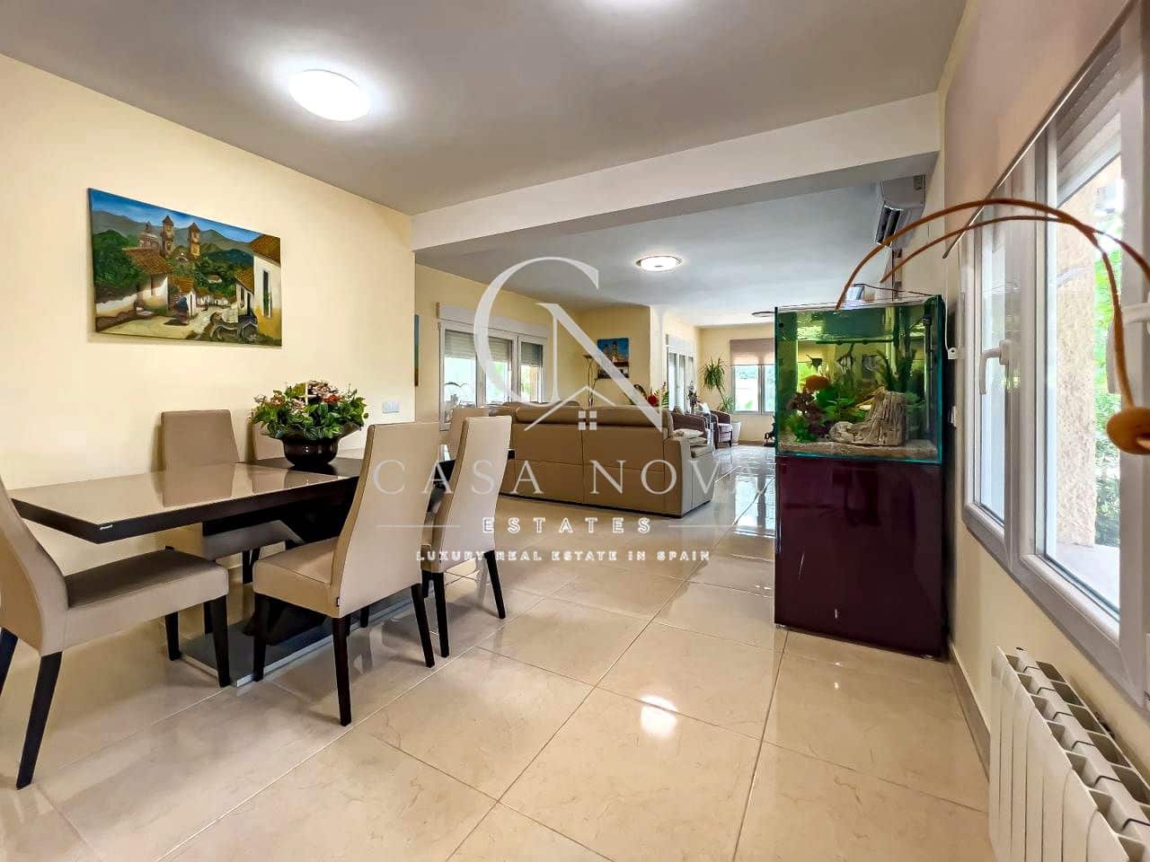 3 soverom Villa til salgs i Chiva med garasje - € 799 000 (Ref: 10050338)