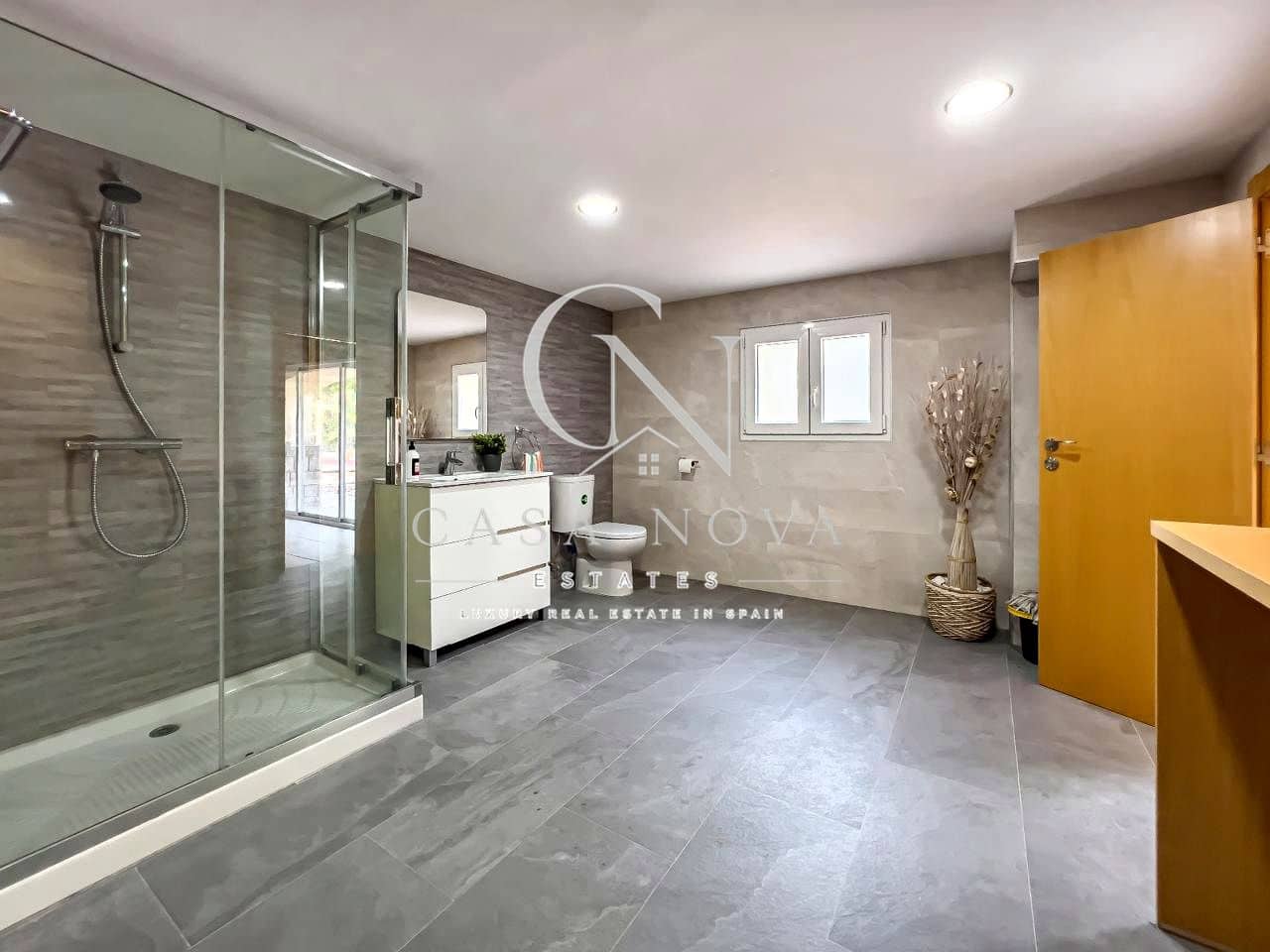 3 soverom Villa til salgs i Chiva med garasje - € 799 000 (Ref: 10050338)
