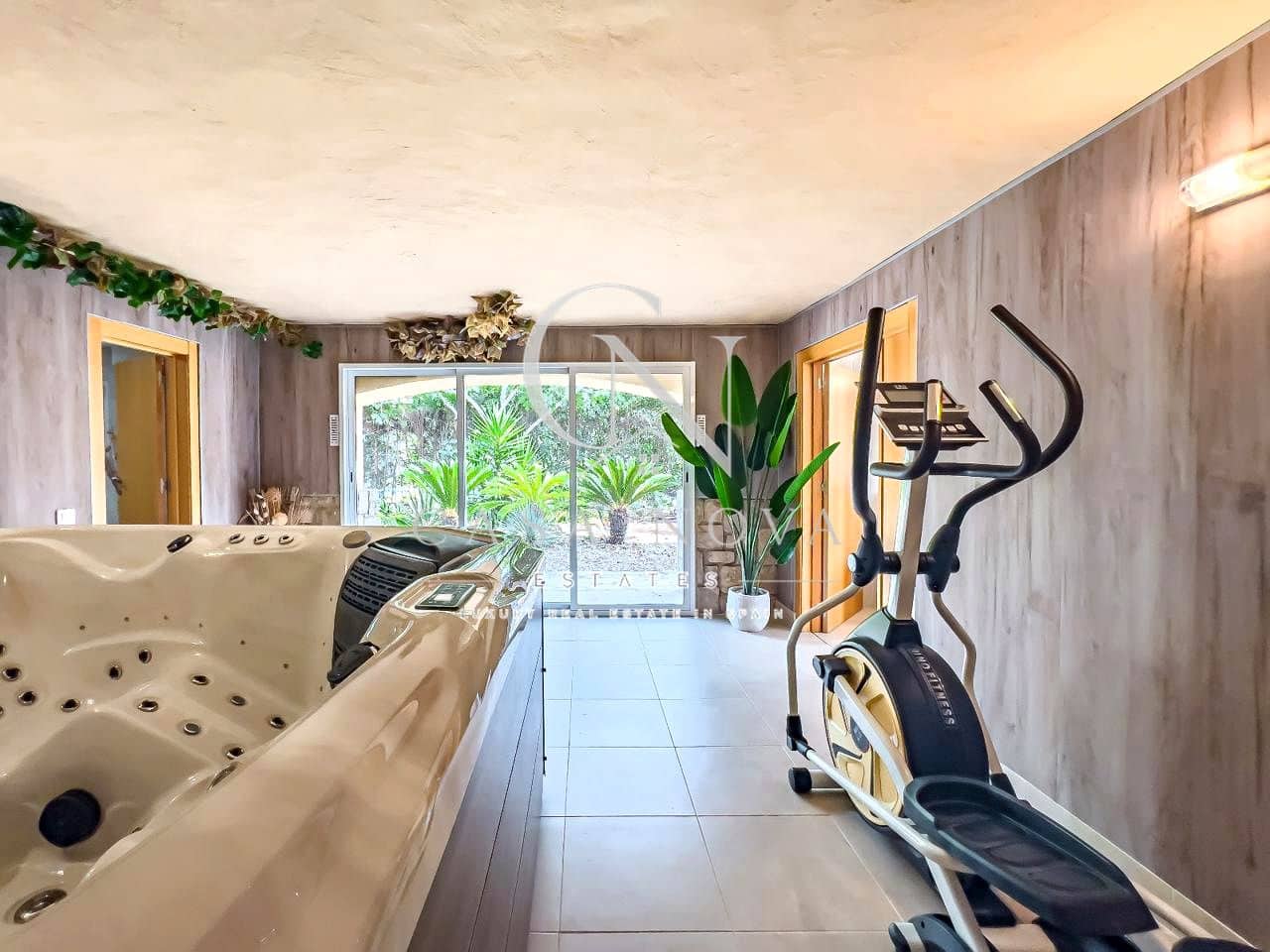 3 soverom Villa til salgs i Chiva med garasje - € 799 000 (Ref: 10050338)