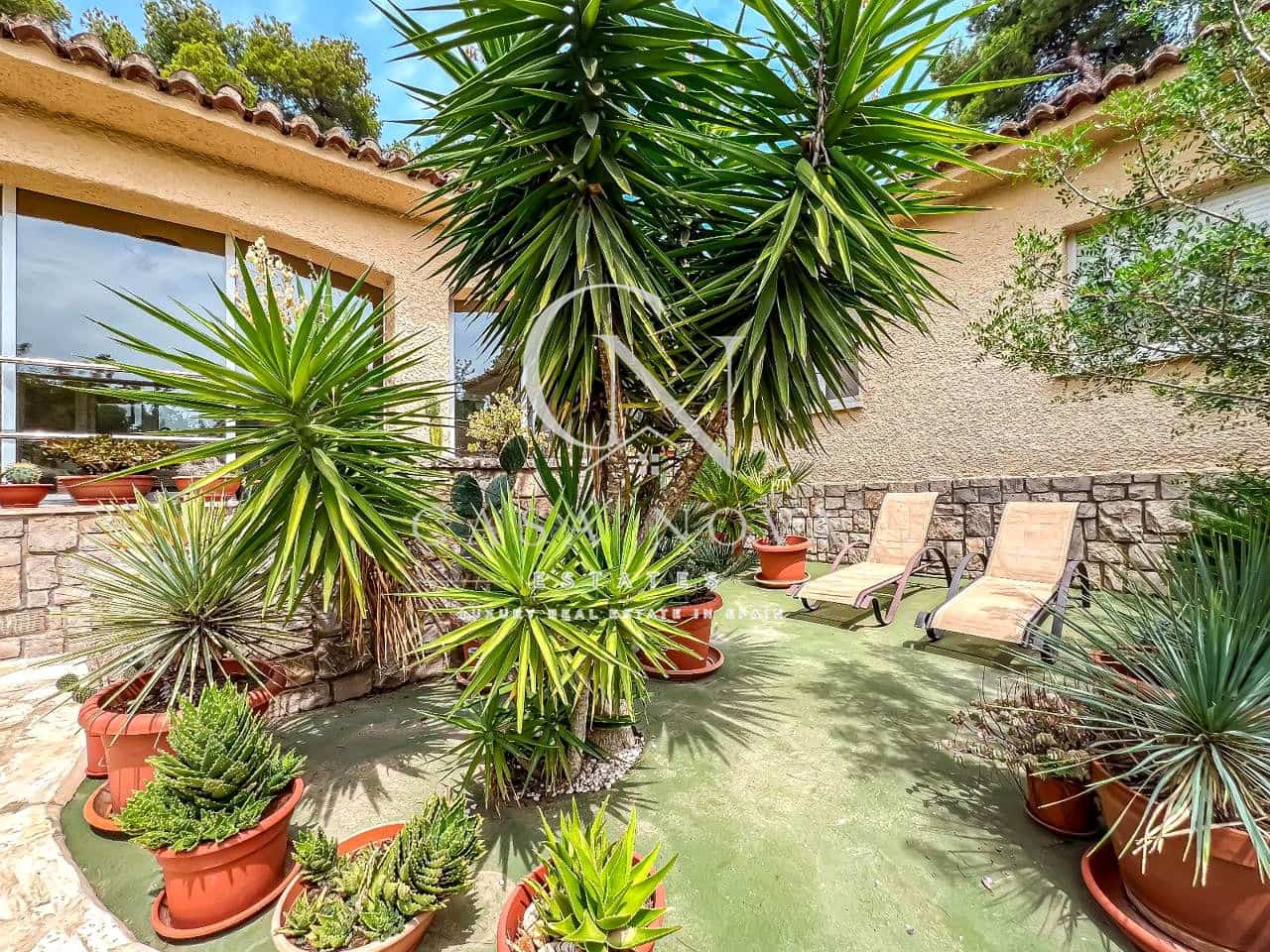 3 soverom Villa til salgs i Chiva med garasje - € 799 000 (Ref: 10050338)