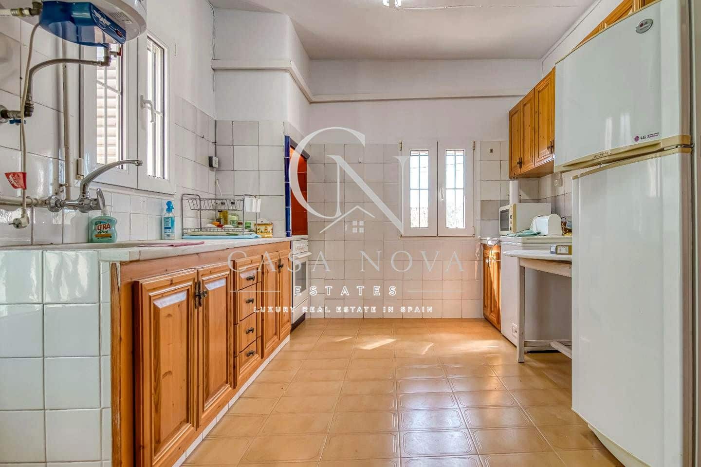 10 soverom Villa til salgs i Benicull med svømmebasseng - € 595 000 (Ref: 10051954)