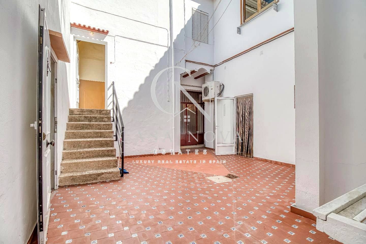 10 soverom Villa til salgs i Benicull med svømmebasseng - € 595 000 (Ref: 10051954)
