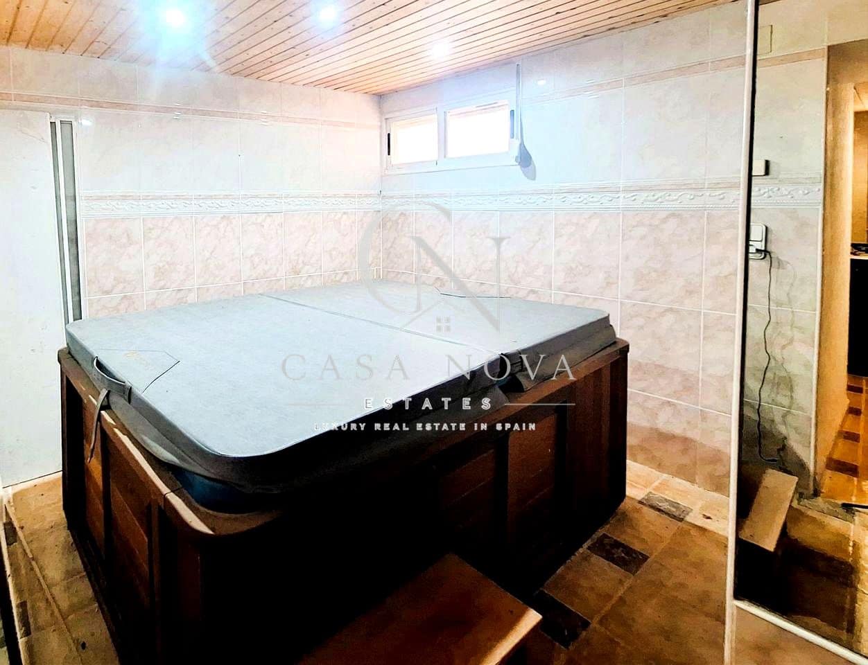 Chalet de 4 habitaciones en Moraira en venta con garaje - 675.000 € (Ref: 10052034)
