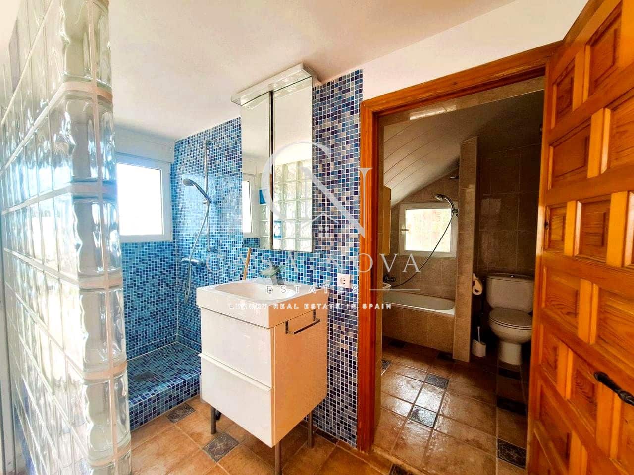 Chalet de 4 habitaciones en Moraira en venta con garaje - 675.000 € (Ref: 10052034)