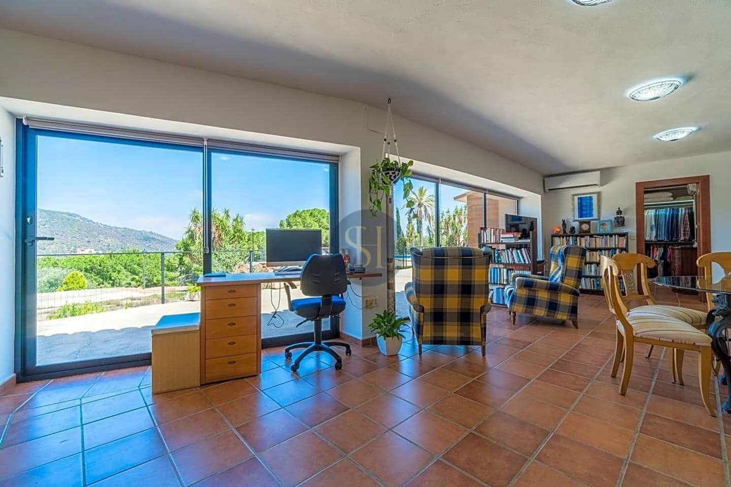 1 Zimmer Villa zu verkaufen in Pucol mit Pool - 1.750.000 € (Ref: 9961074)