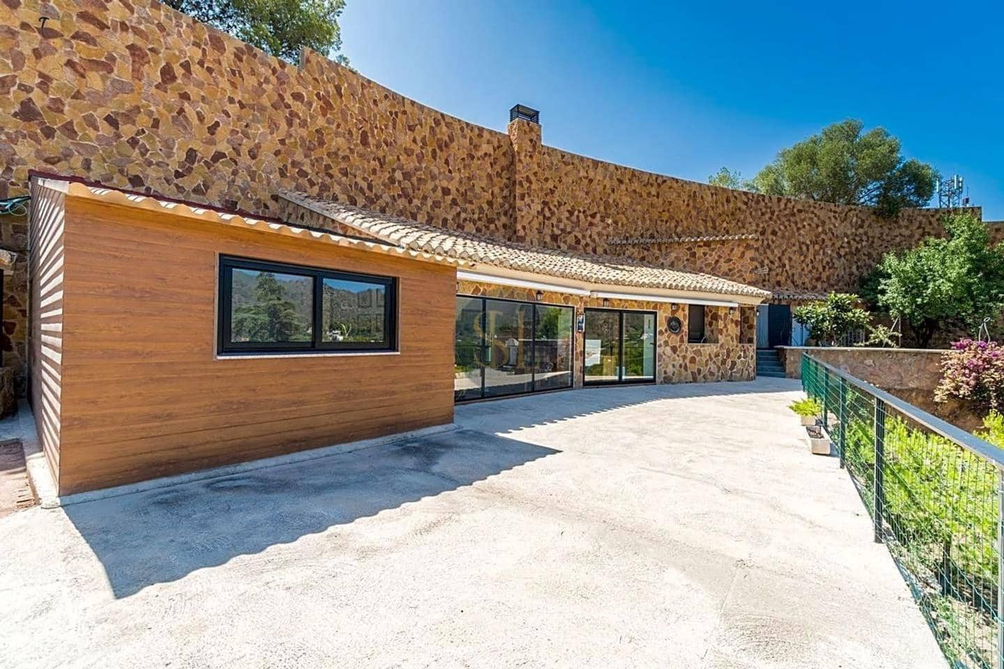 1 Zimmer Villa zu verkaufen in Pucol mit Pool - 1.750.000 € (Ref: 9961074)