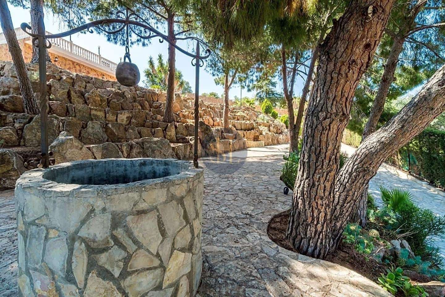 1 Zimmer Villa zu verkaufen in Pucol mit Pool - 1.750.000 € (Ref: 9961074)