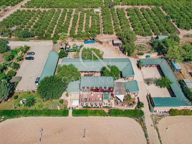 4 slaapkamer Villa te koop in Bétera met zwembad garage - € 2.250.000 (Ref: 9961076)