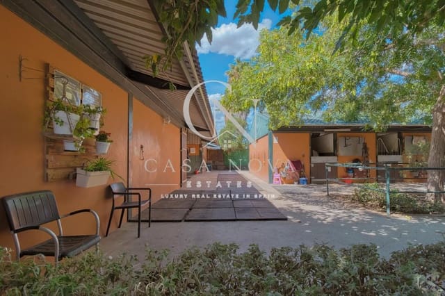 4 slaapkamer Villa te koop in Bétera met zwembad garage - € 2.250.000 (Ref: 9961076)