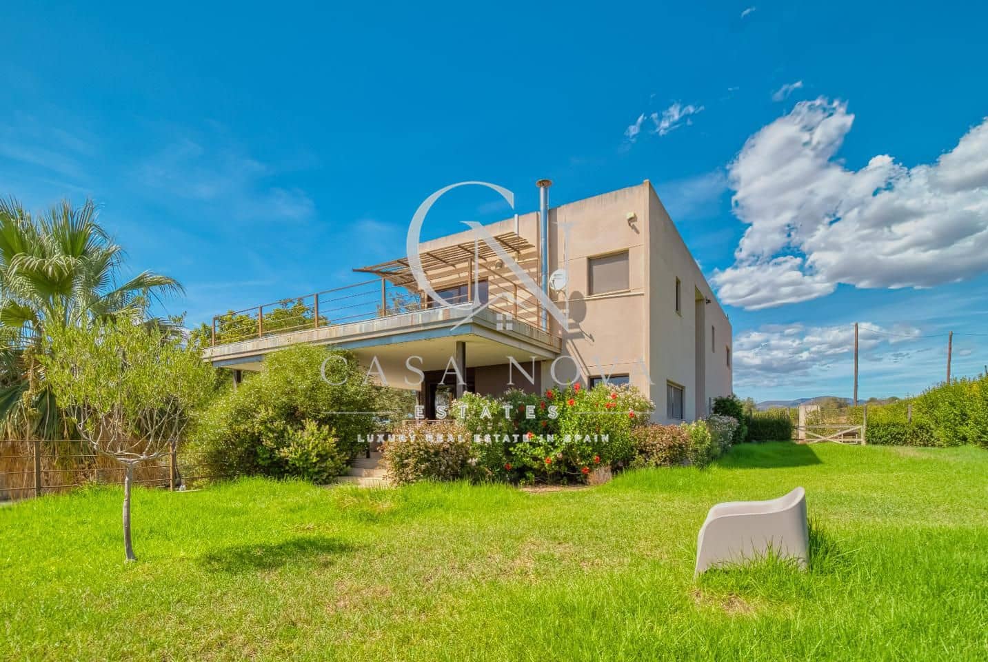 4 slaapkamer Villa te koop in Betera met zwembad garage - € 2.250.000 (Ref: 9961076)