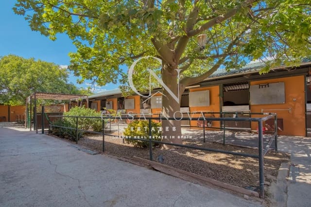 4 slaapkamer Villa te koop in Bétera met zwembad garage - € 2.250.000 (Ref: 9961076)