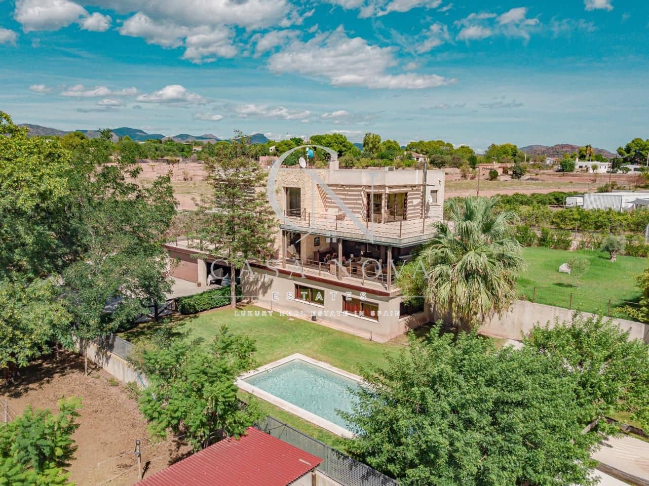 4 slaapkamer Villa te koop in Betera met zwembad garage - € 2.250.000 (Ref: 9961076)