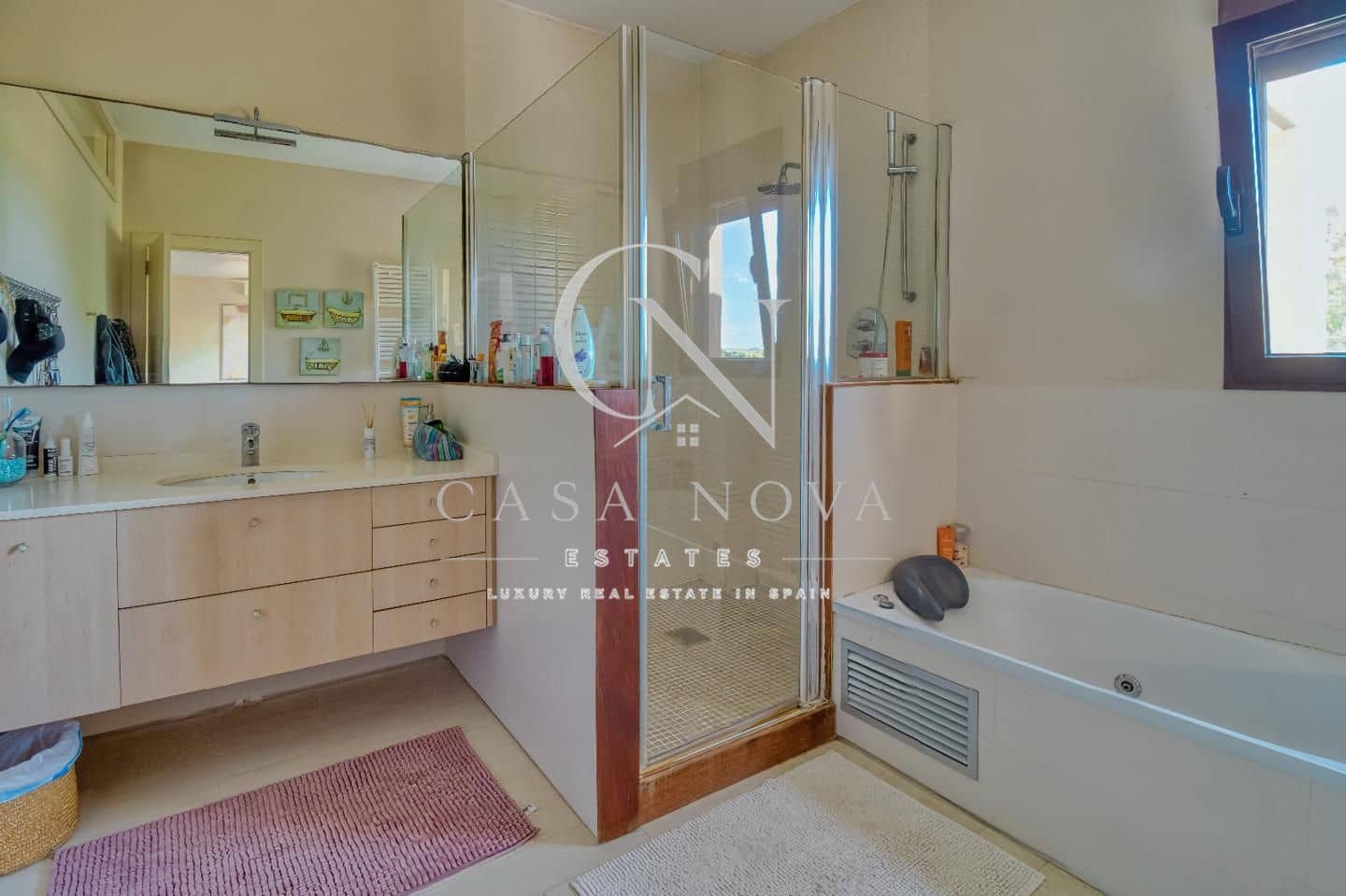 4 slaapkamer Villa te koop in Betera met zwembad garage - € 2.250.000 (Ref: 9961076)