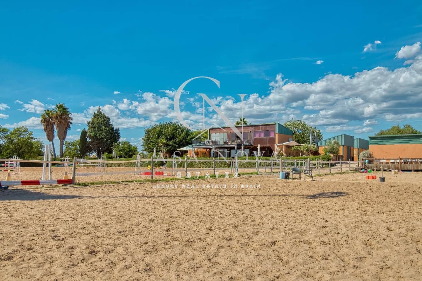 4 slaapkamer Villa te koop in Betera met zwembad garage - € 2.250.000 (Ref: 9961076)