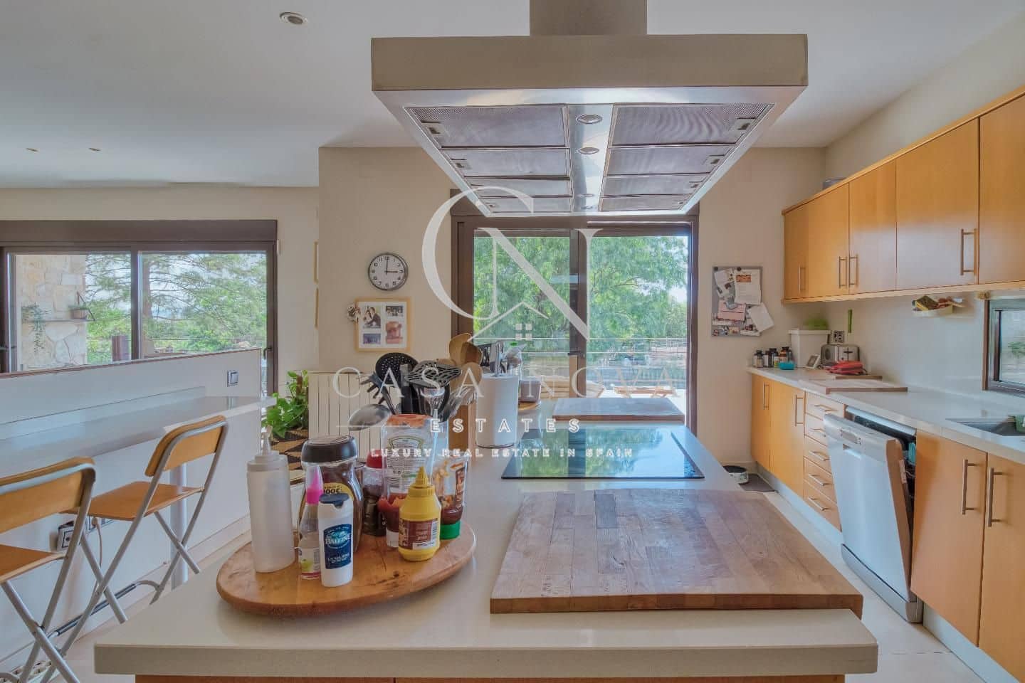 4 slaapkamer Villa te koop in Betera met zwembad garage - € 2.250.000 (Ref: 9961076)