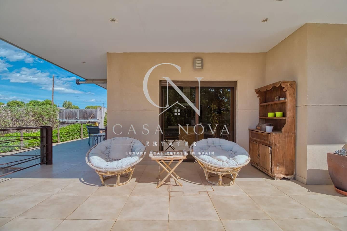 4 slaapkamer Villa te koop in Betera met zwembad garage - € 2.250.000 (Ref: 9961076)
