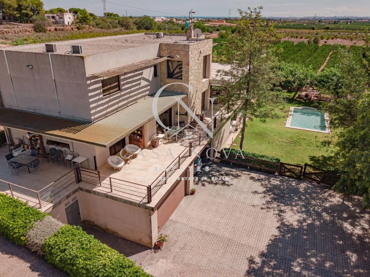 4 slaapkamer Villa te koop in Betera met zwembad garage - € 2.250.000 (Ref: 9961076)
