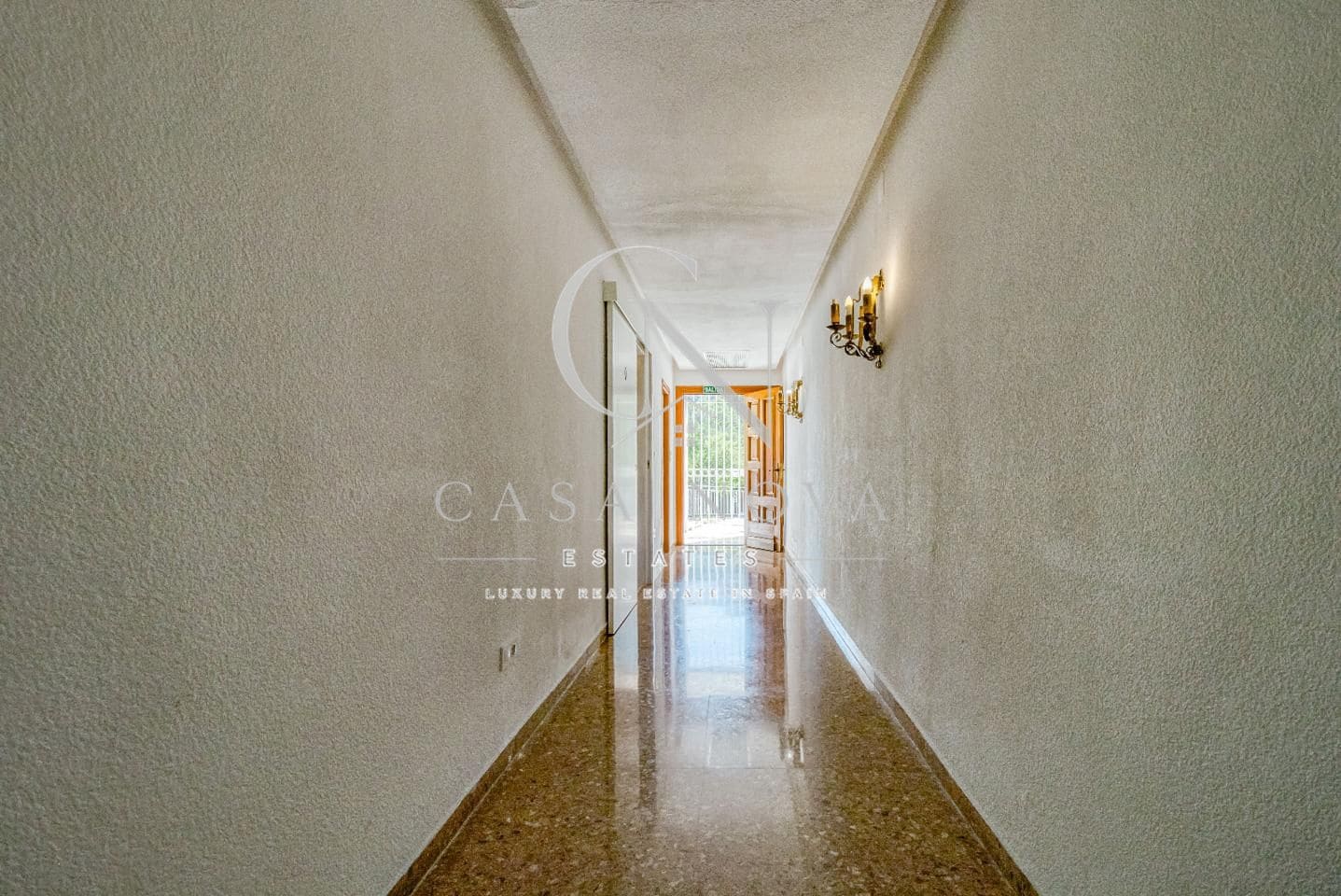 12 bedroom Villa for sale in Favara with pool garage - € 5,000,000 (Ref: 9961077)