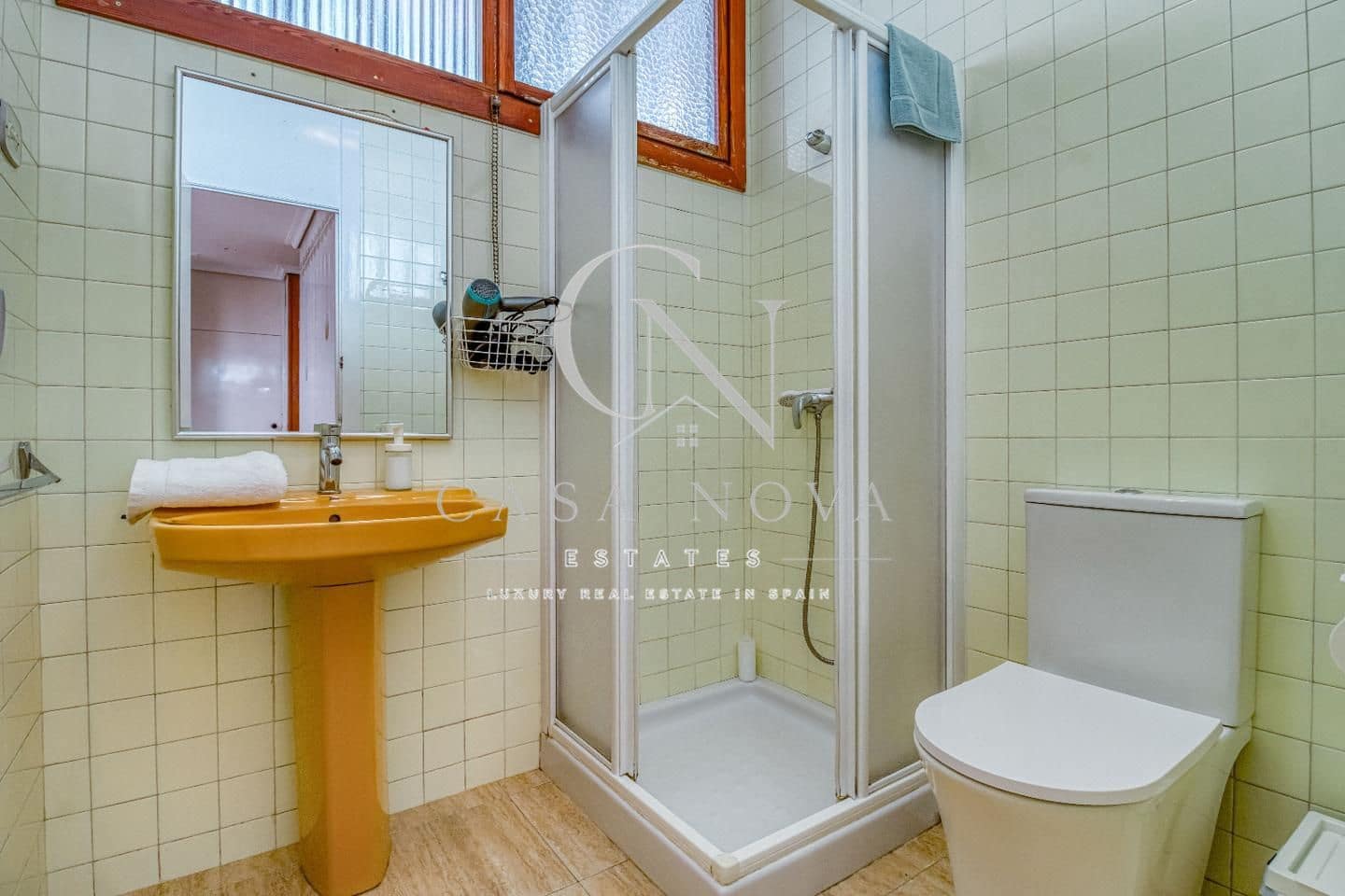 12 bedroom Villa for sale in Favara with pool garage - € 5,000,000 (Ref: 9961077)