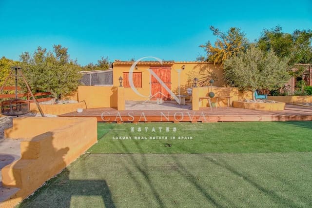 3 soveværelse Villa til salg i Teulada Pueblo, Teulada-Moraira med swimmingpool - € 490.000 (Ref: 9961079)
