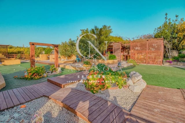 3 soveværelse Villa til salg i Teulada Pueblo, Teulada-Moraira med swimmingpool - € 490.000 (Ref: 9961079)
