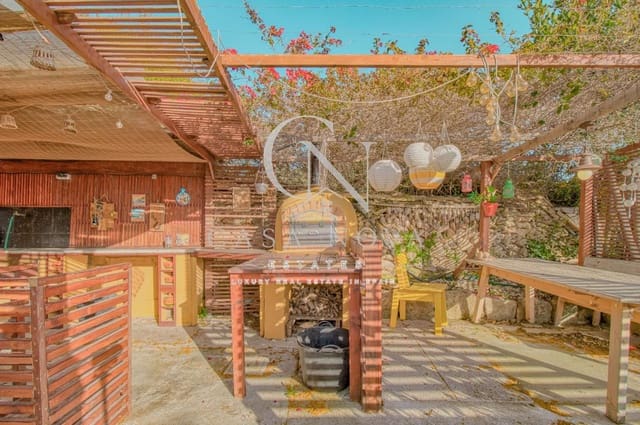 3 soveværelse Villa til salg i Teulada Pueblo, Teulada-Moraira med swimmingpool - € 490.000 (Ref: 9961079)
