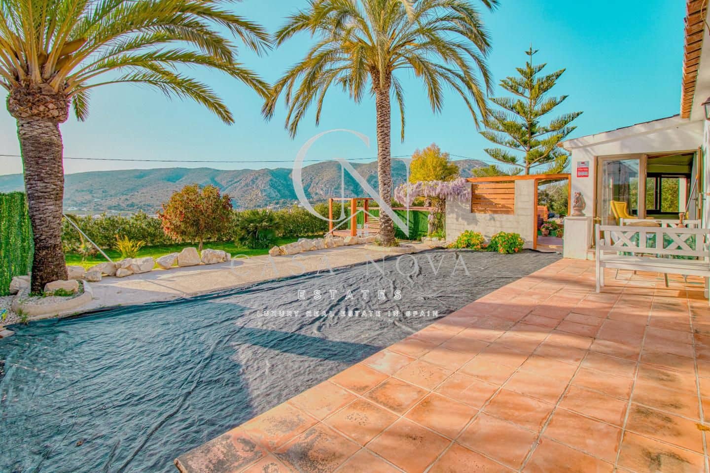 3 soveværelse Villa til salg i Teulada med swimmingpool - € 490.000 (Ref: 9961079)