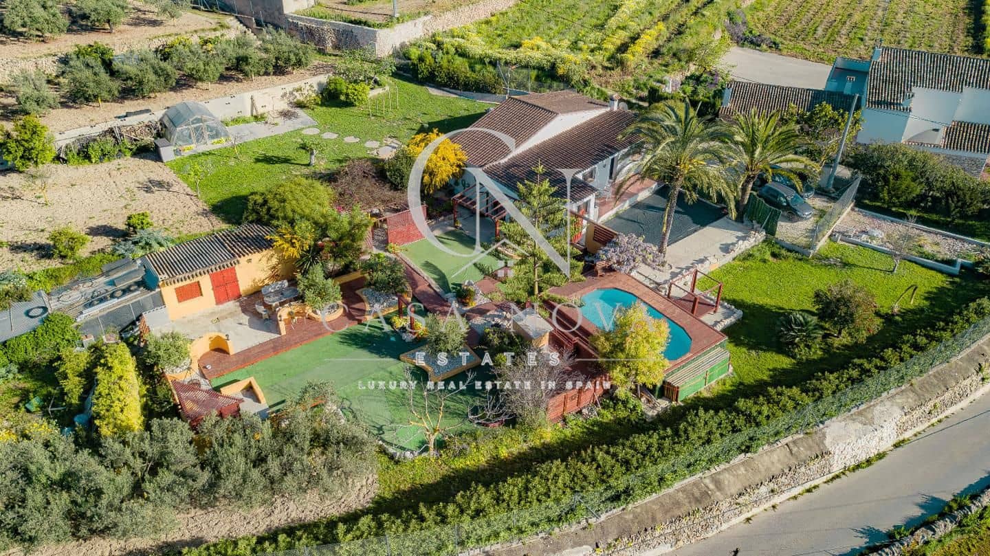 3 soveværelse Villa til salg i Teulada med swimmingpool - € 490.000 (Ref: 9961079)