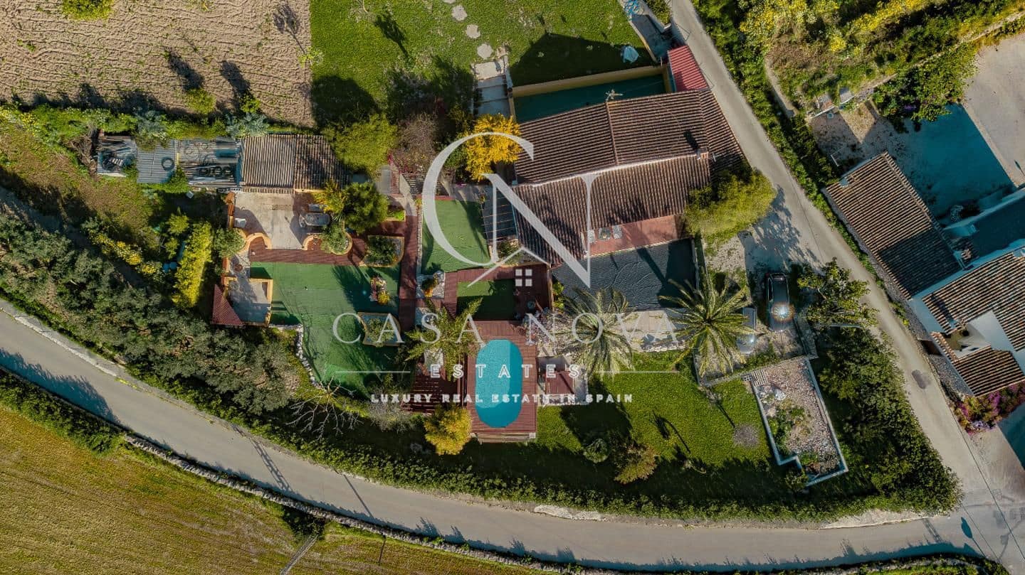 3 soveværelse Villa til salg i Teulada med swimmingpool - € 490.000 (Ref: 9961079)