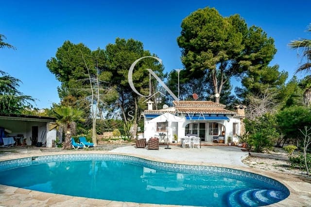 2 soveværelse Villa til salg i Paichi, Teulada-Moraira med swimmingpool - € 550.000 (Ref: 9990140)