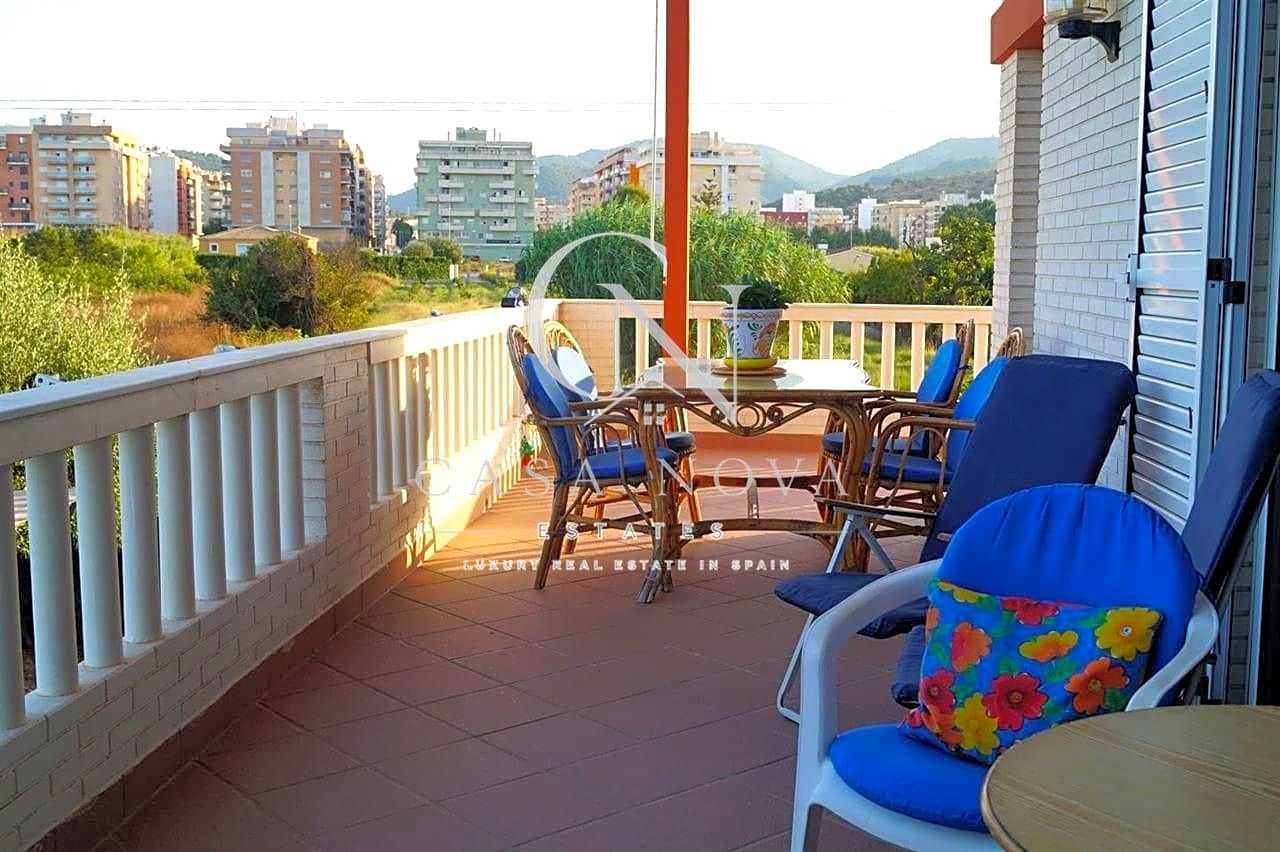 7 bedroom Villa for sale in Oliva with pool garage - € 1,650,000 (Ref: 9990141)