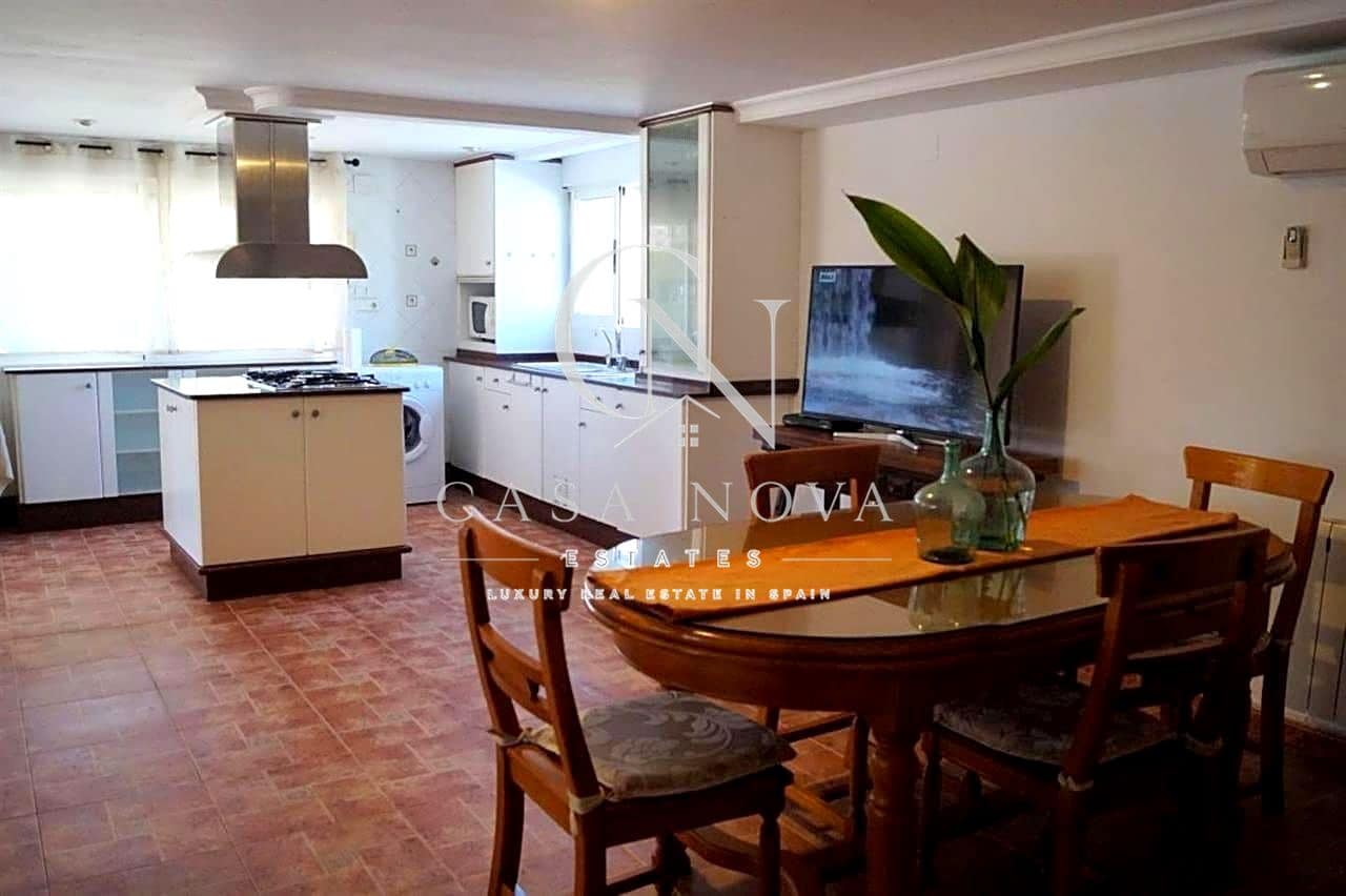7 bedroom Villa for sale in Oliva with pool garage - € 1,650,000 (Ref: 9990141)